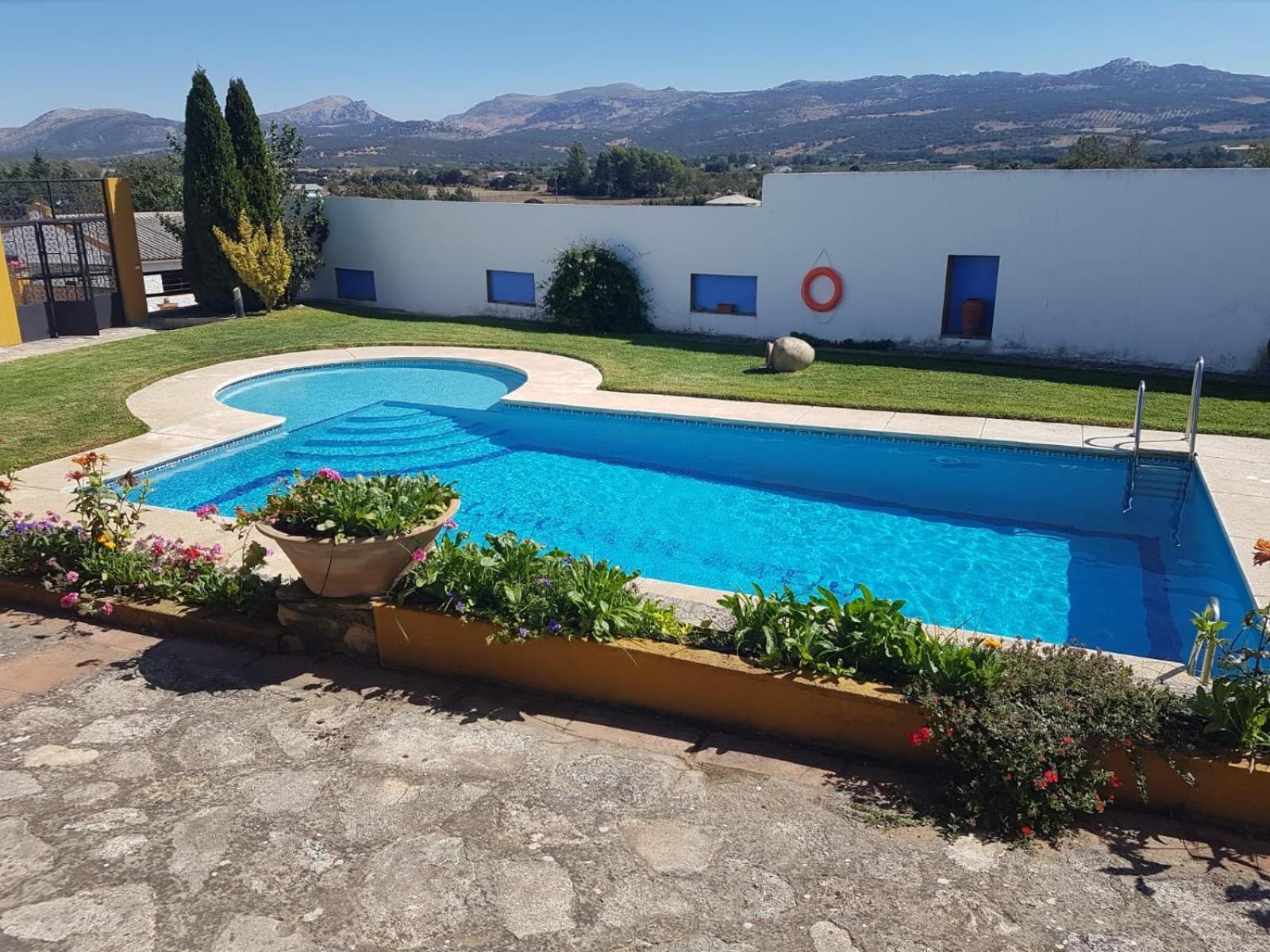 Cortijo Laguna Espejo Ronda Exterior photo
